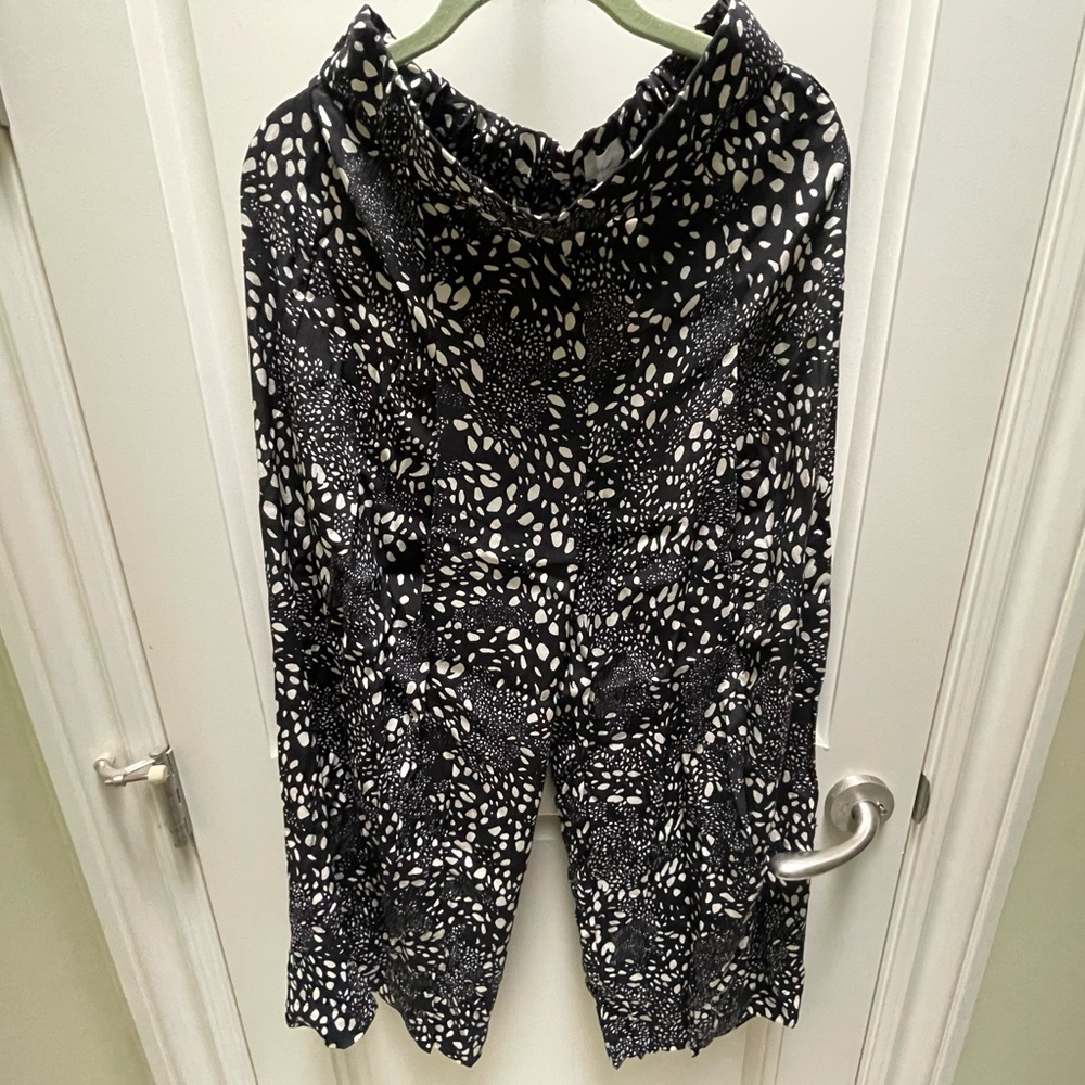 Wide leg poka dot pants